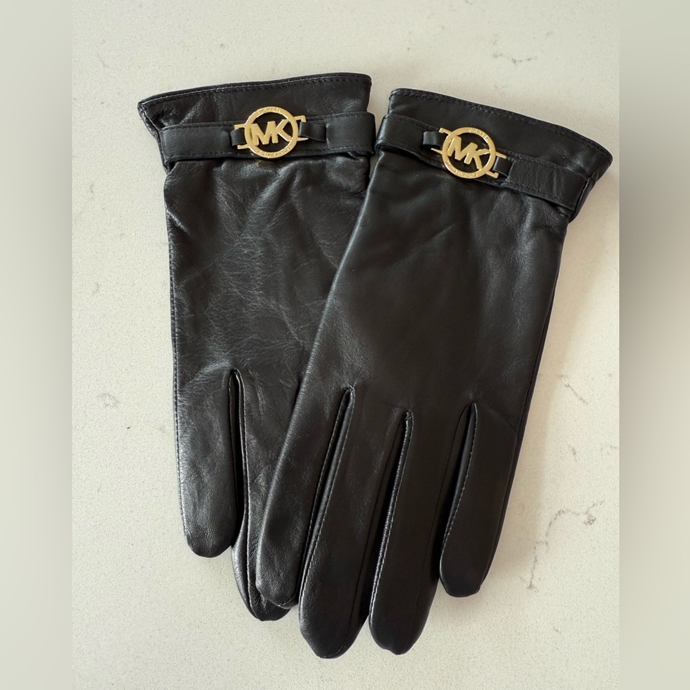NEW!! Michael Kors Black Leather Gloves (Women Size: Large)